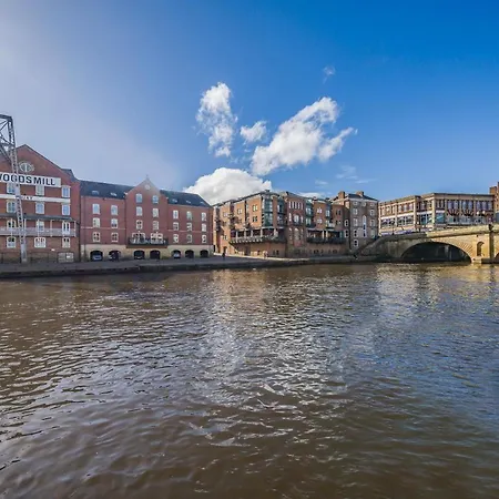 Apartment Woodsmill Quay Riverside - Heart Of York